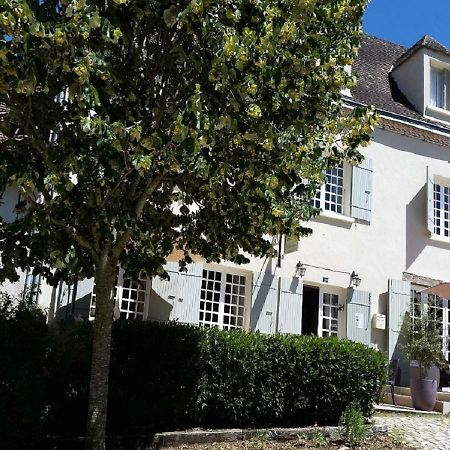 Le Montaigne Acomodação com café da manhã Saint-Alvère Exterior foto